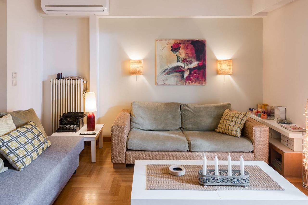 Stylish Flat With Veranda In The Heart Of أثينا المظهر الخارجي الصورة