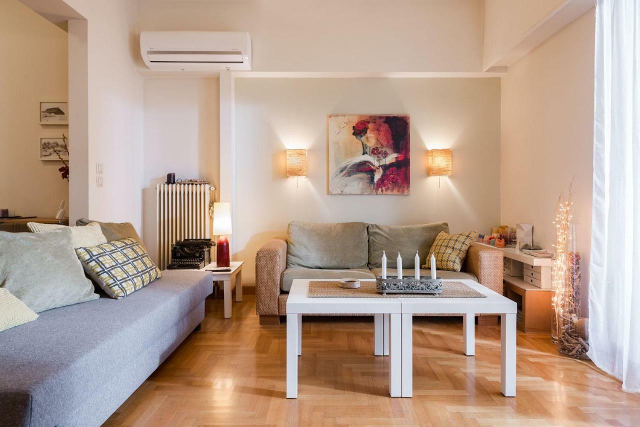 Stylish Flat With Veranda In The Heart Of أثينا المظهر الخارجي الصورة